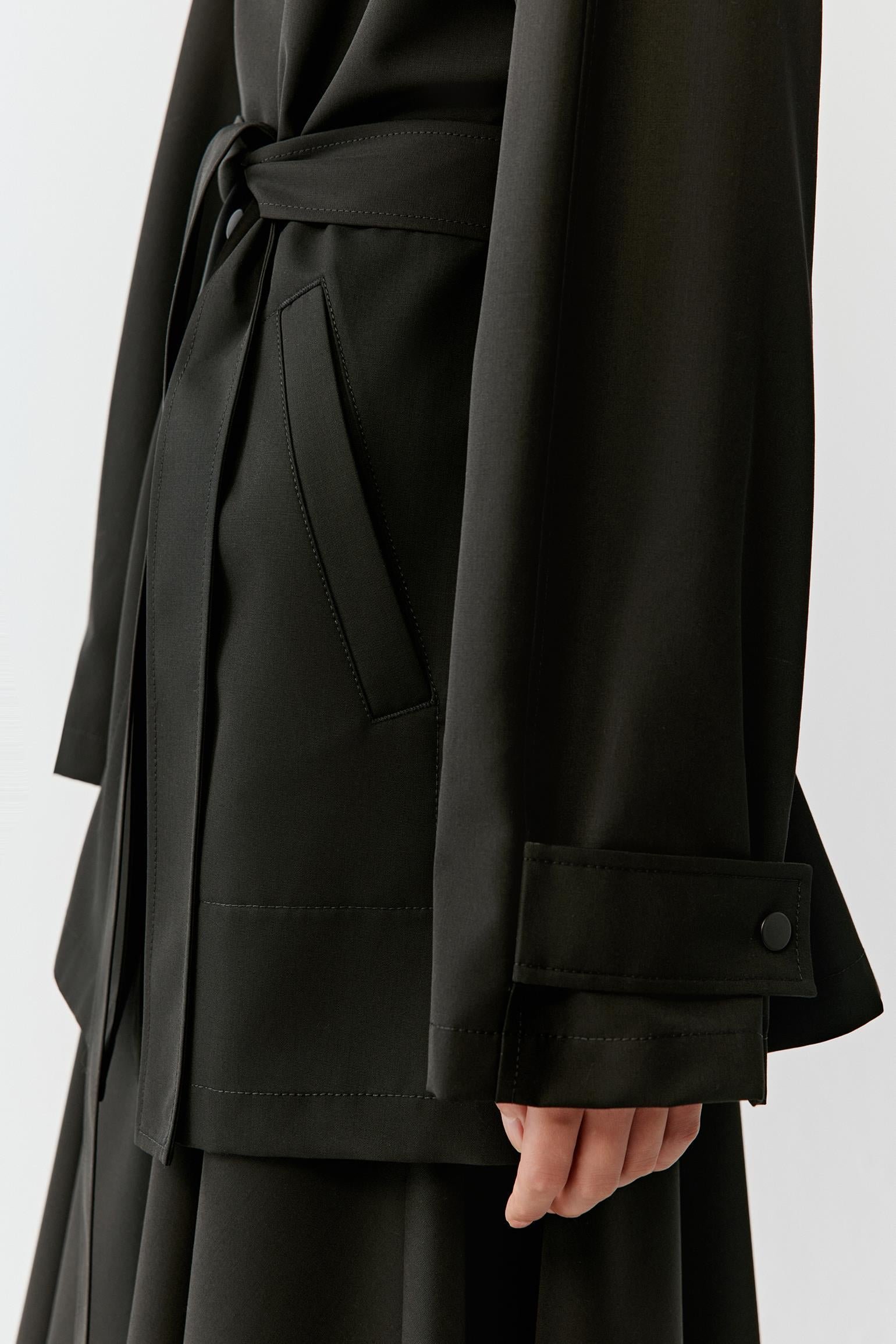 Trench-coat court en laine - Image 5