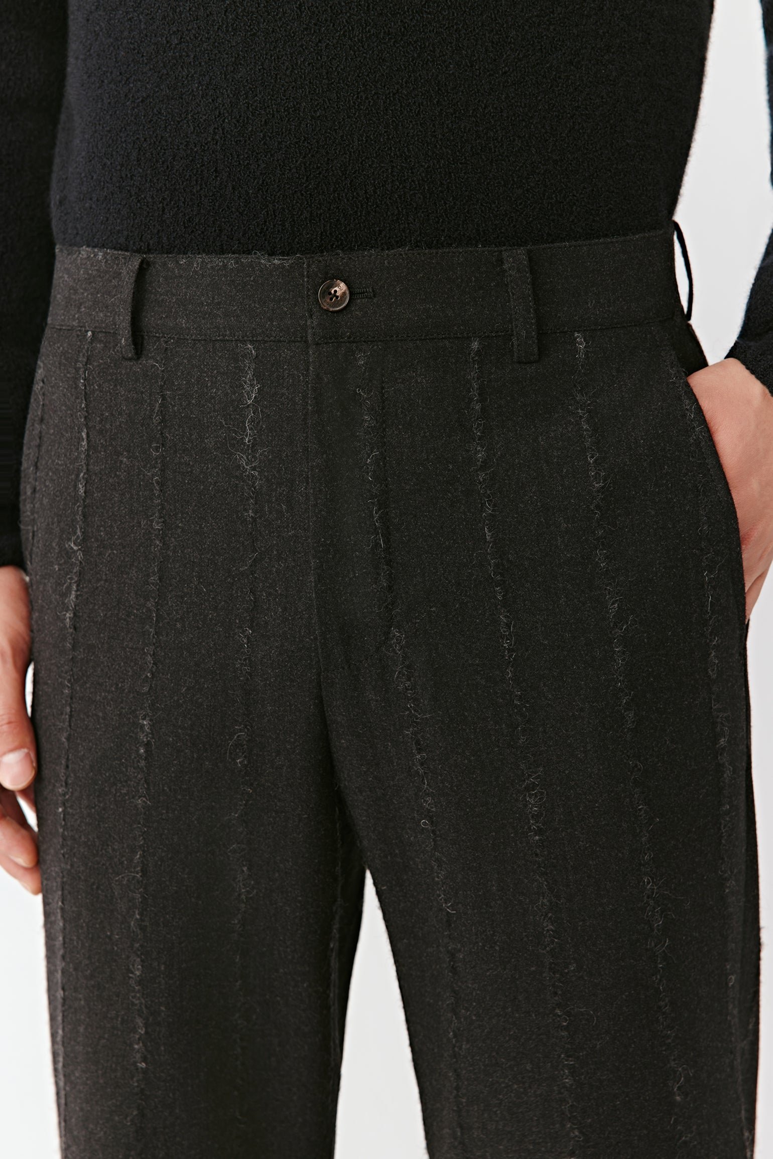 Pantalon en laine mélangée rayée - Image 4