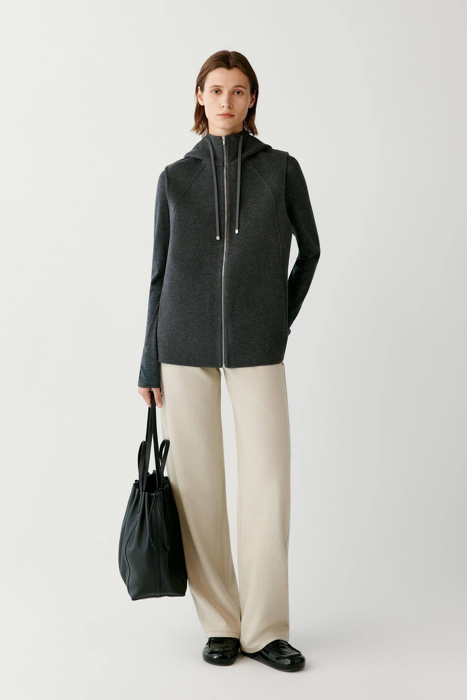 Manteau sans manches en laine