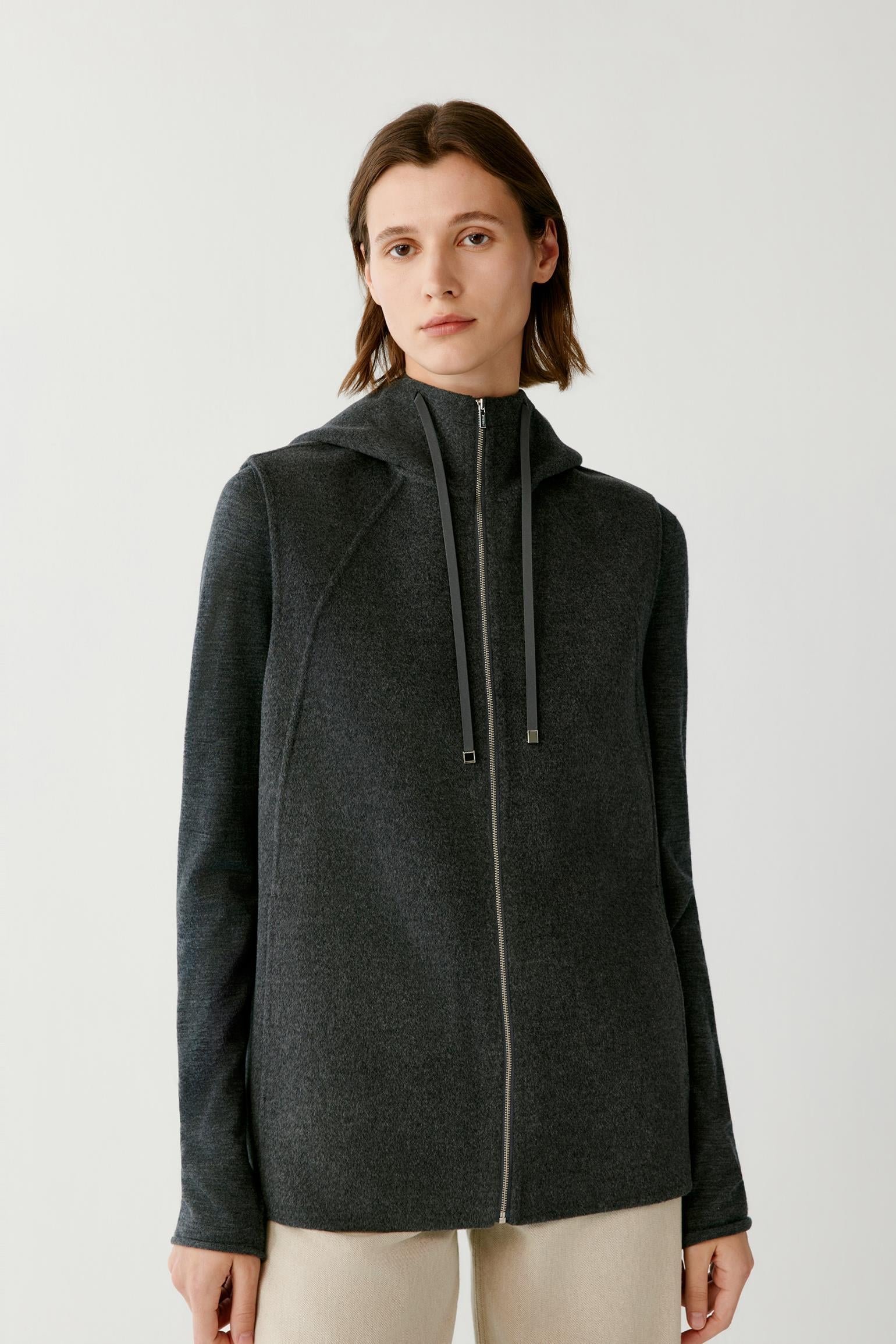 Manteau sans manches en laine - Image 2