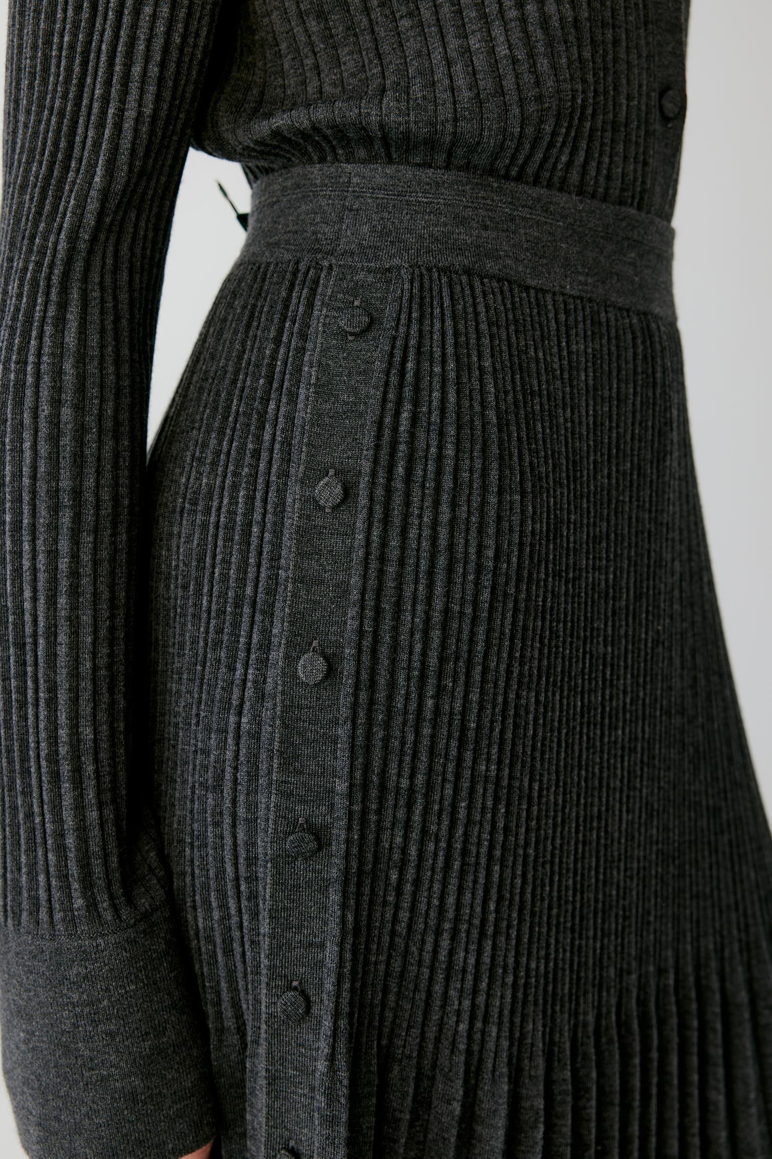 Jupe plissée en laine - Image 6